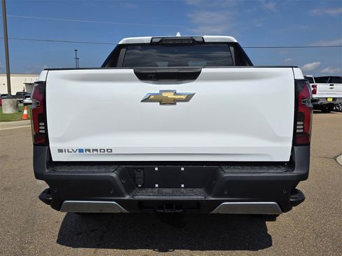 New 2026 Chevrolet Silverado EV LT image 6