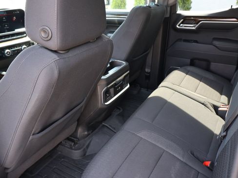 Used 2023 GMC Sierra 1500 Elevation AWD/4WD image 9