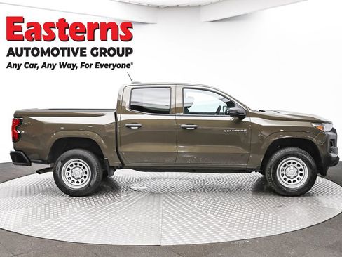 Used 2023 Chevrolet Colorado W/T image 4