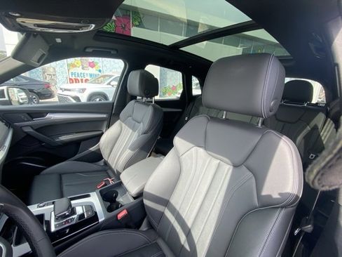 Used 2025 Audi Q5 2.0T Premium w/ Convenience Plus Package image 5