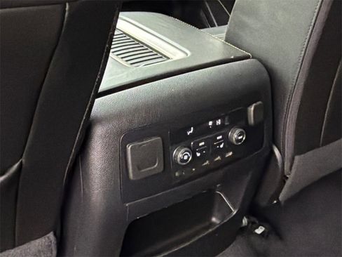 Used 2020 GMC Yukon XL Denali w/ Open Road Package image 23