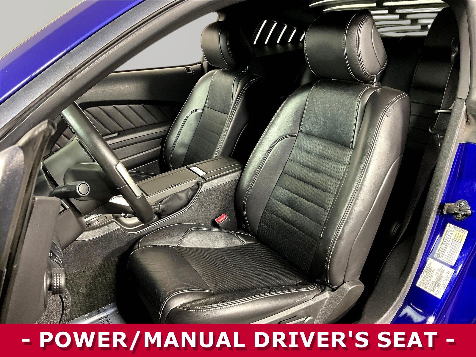 Used 2014 Ford Mustang GT Premium w/ Comfort Package RWD image 19