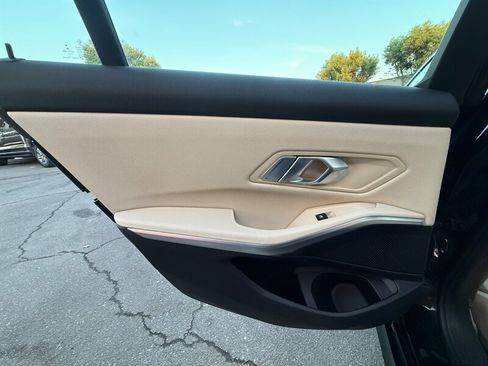Used 2020 BMW 330i Sedan w/ Driving Assistance Package RWD image 26