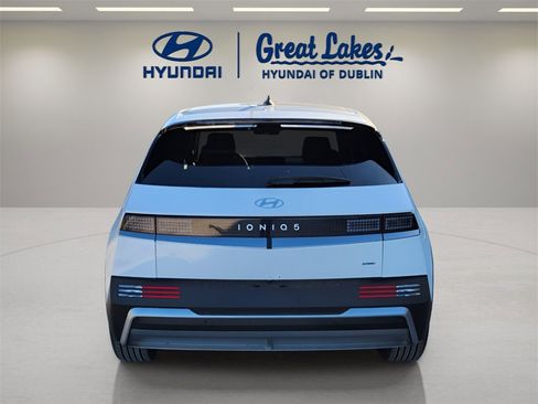 New 2026 Hyundai Ioniq 5 SEL image 4