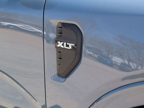 Used 2024 Ford Ranger XLT w/ Technology Package image 12