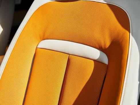 Used 2026 Rolls-Royce Cullinan image 52