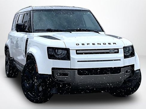 Used 2021 Land Rover Defender 110 X-Dynamic HSE AWD/4WD image 3