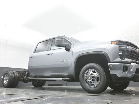 New 2026 Chevrolet Silverado 3500 LT w/ Convenience Package image 42
