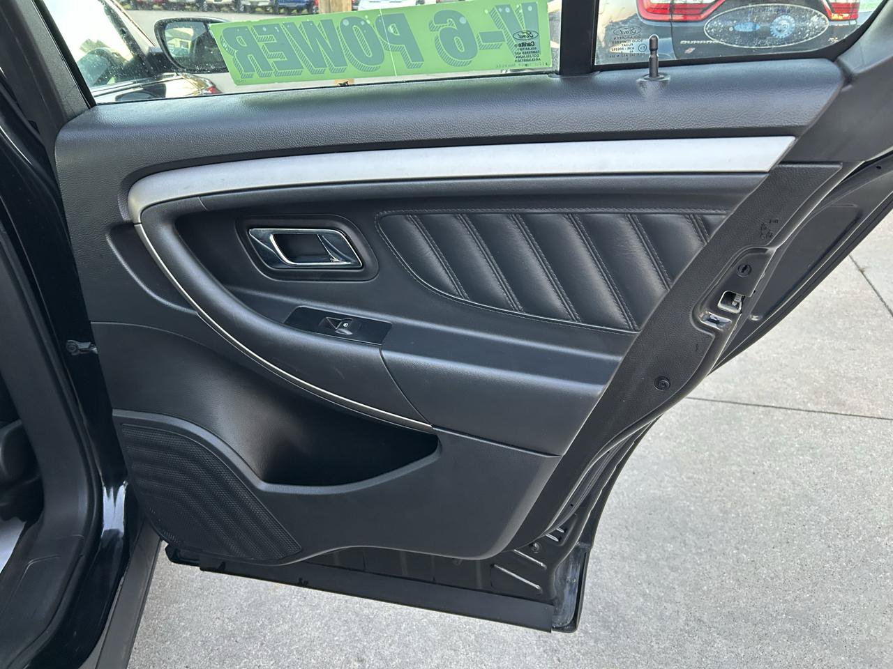 Used 2013 Ford Taurus SEL FWD image 15