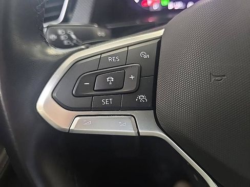 Used 2024 Volkswagen Atlas Cross Sport SEL Premium R-Line AWD/4WD image 18