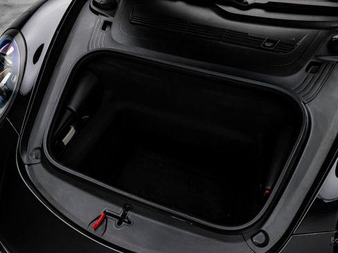 Used 2019 Porsche 911 Turbo image 87