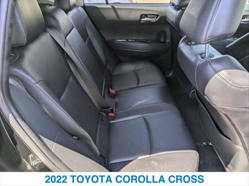 Used 2022 Toyota Corolla Cross XLE w/ Convenience Package AWD/4WD image 24