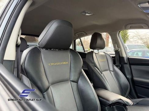 Used 2023 Subaru Crosstrek 2.5i Sport AWD/4WD image 16