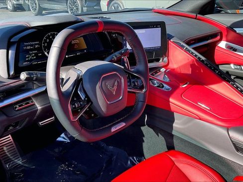 Used 2024 Chevrolet Corvette Z06 image 10