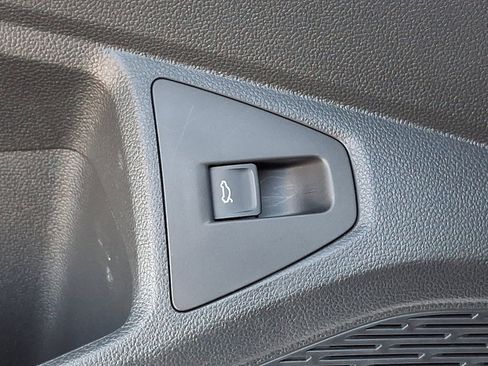 Certified 2025 Volkswagen Jetta Sport image 26