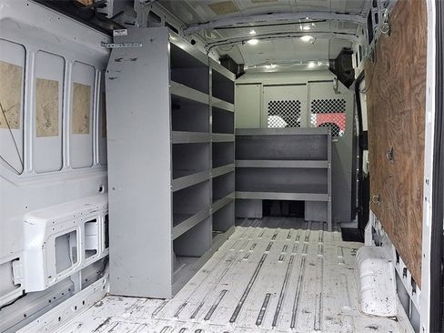 Used 2022 Ford Transit 250 148 High Roof Extended image 3