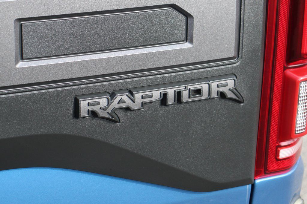 Used 2019 Ford F150 Raptor w/ Equipment Group 802A Luxury AWD/4WD image 10