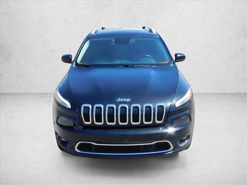 Used 2015 Jeep Cherokee Limited w/ Luxury Group AWD/4WD image 3