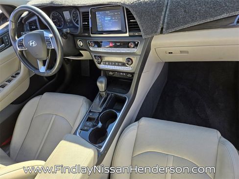 Used 2019 Hyundai Sonata Limited image 18