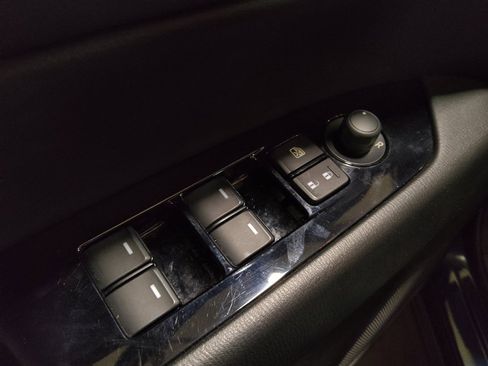 Used 2019 MAZDA CX-5 Touring image 27