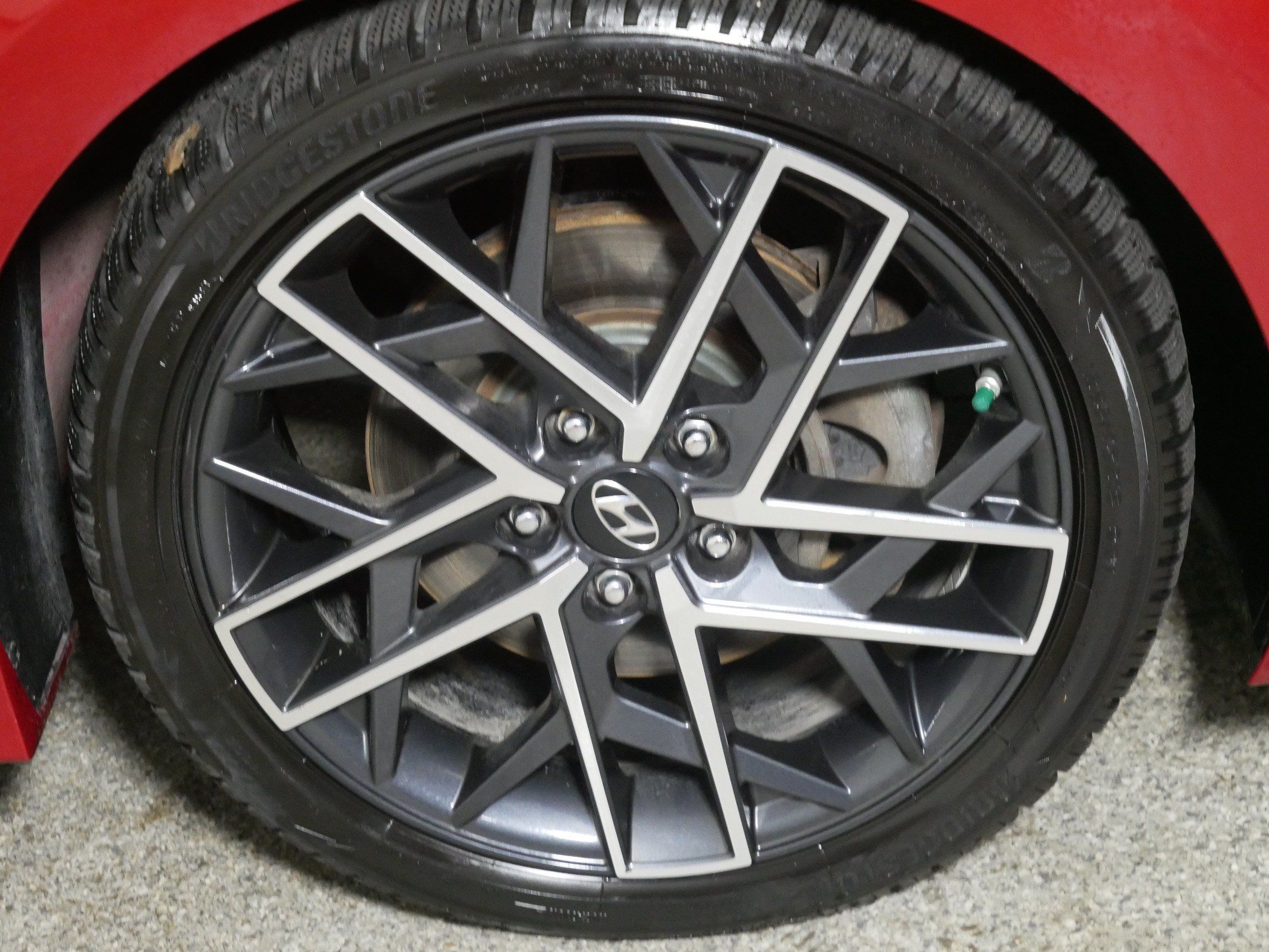 Used 2019 Hyundai Elantra Sport w/ Premium Package 03 FWD image 15