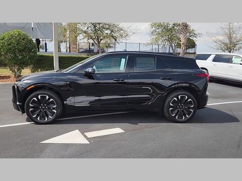 New 2026 Chevrolet Blazer EV RS image 18