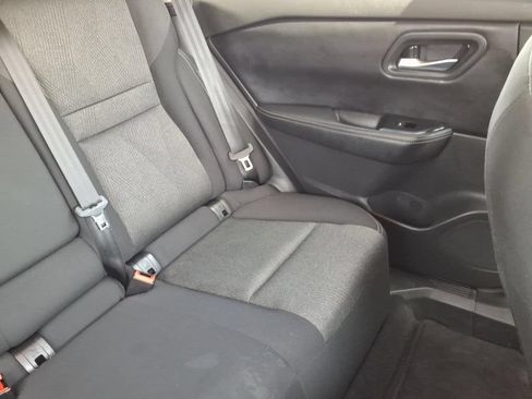 Used 2024 Nissan Rogue SV FWD image 18
