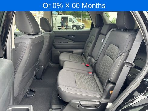 New 2026 Nissan Pathfinder SV w/ SV Premium Package AWD/4WD image 25