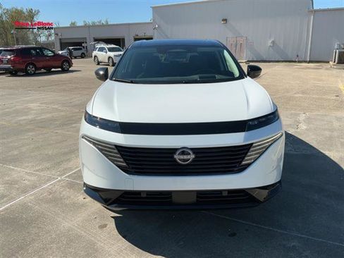 New 2026 Nissan Murano Platinum w/ Cargo Package AWD/4WD image 7