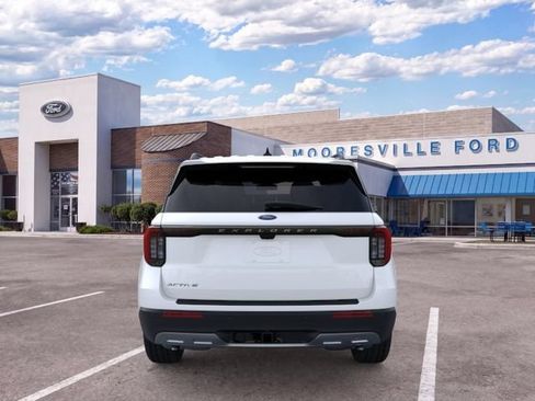 New 2026 Ford Explorer Active w/ Active Comfort Package RWD image 5