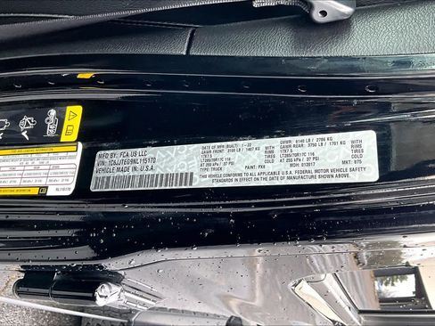 Used 2022 Jeep Gladiator Mojave w/ Auxiliary Switch Group image 36