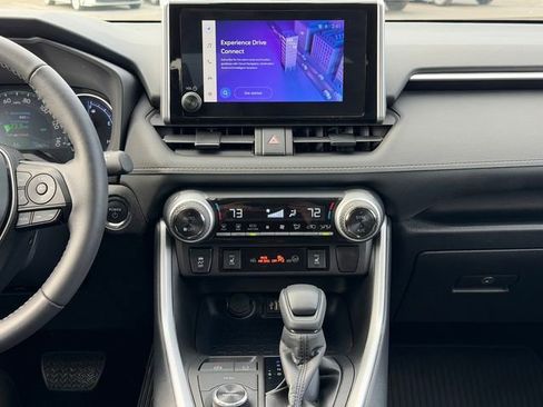 Certified 2025 Toyota RAV4 XLE w/ Convenience Package image 21