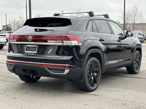 New 2026 Volkswagen Atlas Cross Sport SE image 5