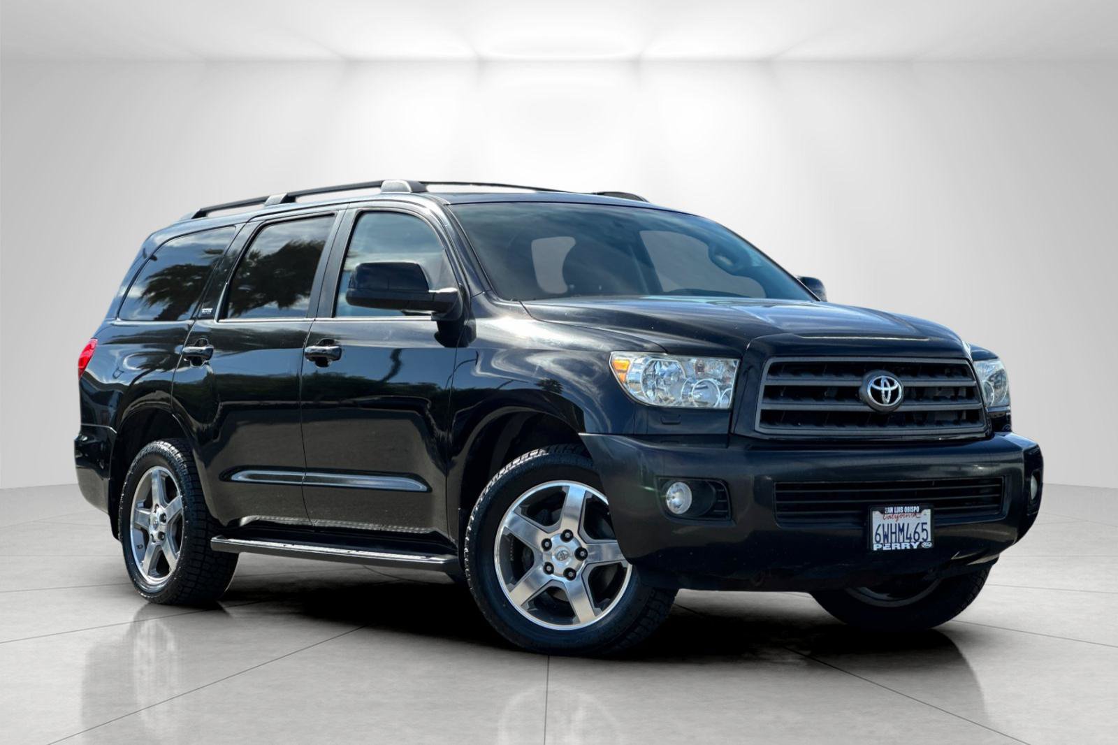 Used 2012 Toyota Sequoia SR5 w/ Sport Appearance Pkg RWD image 1