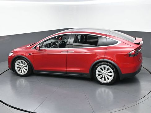 Used 2016 Tesla Model X 90D AWD/4WD image 7