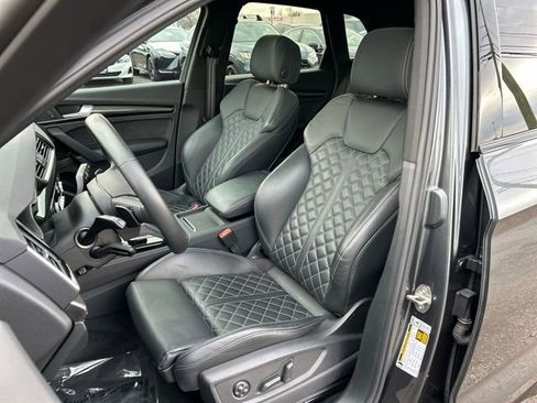 Used 2024 Audi SQ5 Prestige image 15
