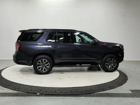 Used 2024 Chevrolet Tahoe Z71 w/ Luxury Package AWD/4WD image 9