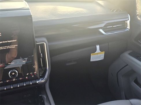 New 2026 GMC Yukon Elevation image 19