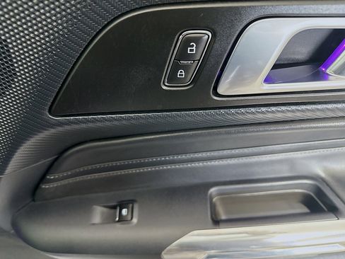 Used 2024 Ford Mustang Premium image 29