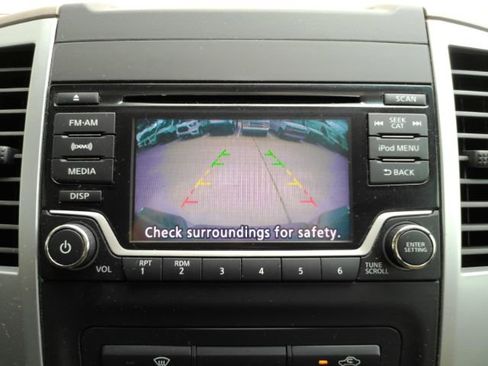 Used 2018 Nissan Frontier SV RWD image 10