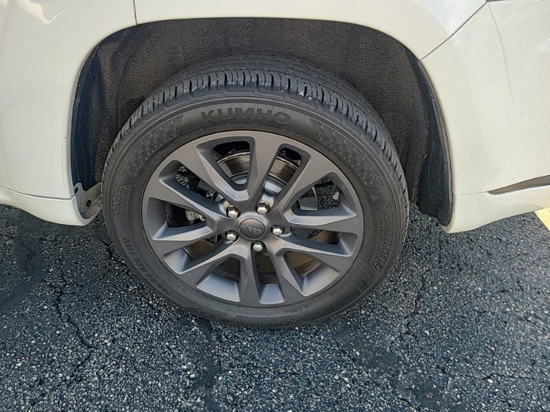 Used 2019 Jeep Grand Cherokee High Altitude AWD/4WD image 9