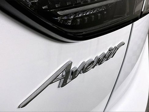 New 2026 Buick Envision Avenir image 10