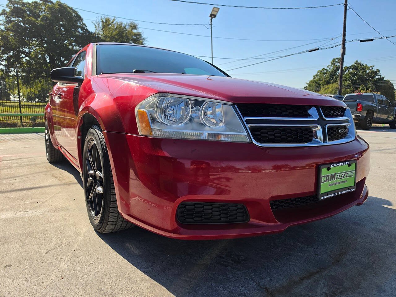 Used 2013 Dodge Avenger SE FWD image 4