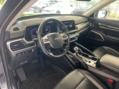Used 2024 Kia Telluride S AWD/4WD image 6