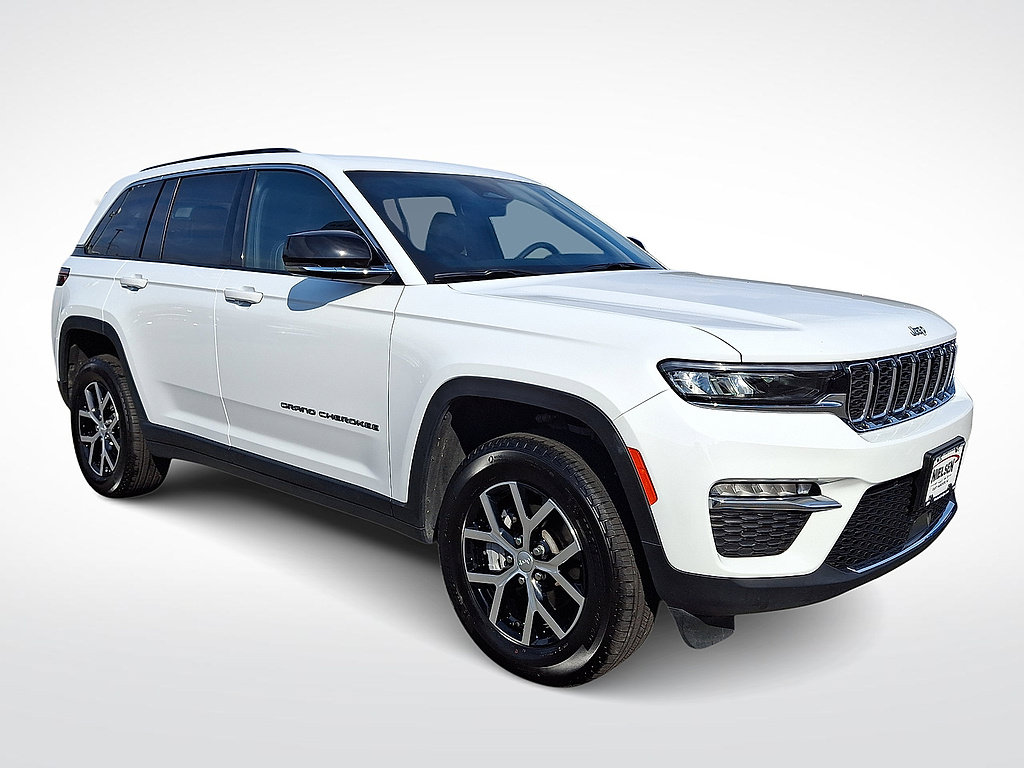 Used 2025 Jeep Grand Cherokee Limited AWD/4WD image 1