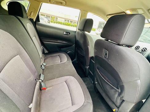 Used 2011 Nissan Rogue SV FWD image 23