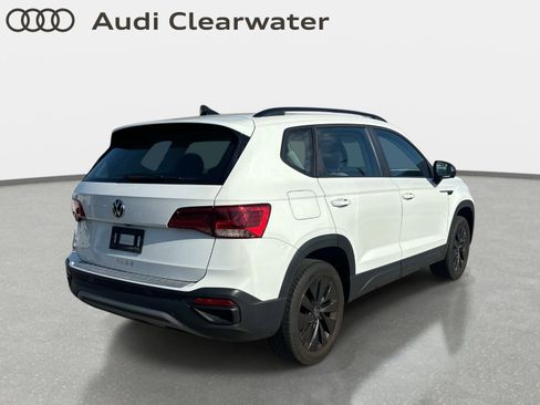 Used 2022 Volkswagen Taos S image 3