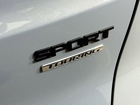 Used 2023 Honda CR-V Sport Touring image 2