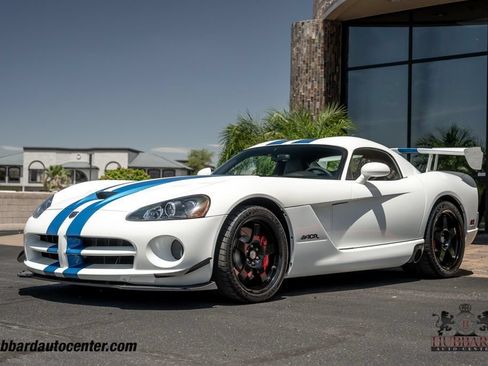 Used 2009 Dodge Viper ACR RWD image 4