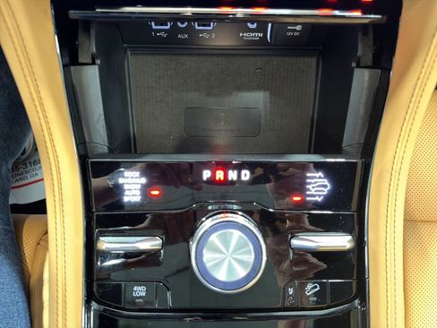 Used 2024 Jeep Grand Cherokee L Summit image 36